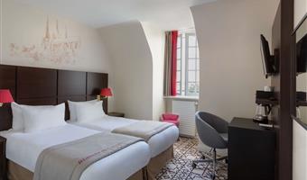 2 queen beds, non-smoking, family room, 2 rooms, espresso machine, twin on request, air-conditioned