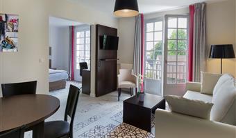 suite-1 king bed, non-smoking, sofabed, dining table, espresso machine, air-conditioned