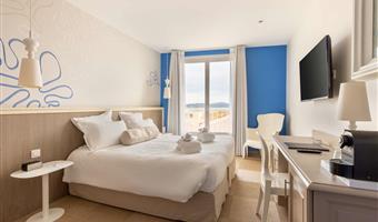 1 king 2 single bunkbed, non-smoking, family room, twin on request, bathrobe and slippers, courtesy tray