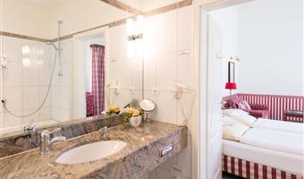 1 double bed, studio, terrace, kitchen, wi-fi, coffee and tea maker