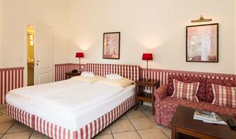 1 double bed, studio, terrace, kitchen, wi-fi, coffee and tea maker