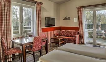 1 double bed, studio, terrace, kitchen, wi-fi, coffee and tea maker