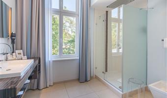 suite-1 double bed, waldschloesschen suite, cozy sitting corner, walk in closet, bathrobe and slippers, free w-lan, free parking, full breakfast