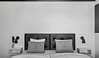 1 queen bed, non-smoking, standard room, work desk, wi-fi