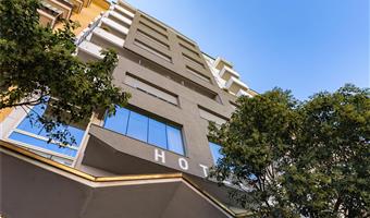 1 queen bed, comfort room, twin beds on request