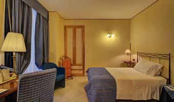 1 single bed, standard room