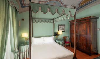 1 queen bed, non-smoking, standard room