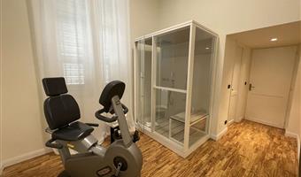 apartment - 2 queen 2 single beds, non-smoking, three bedrooms, two levels, exercise bike, turkish bath, kitchen