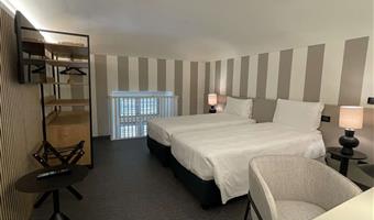 apartment - 2 queen 2 single beds, non-smoking, three bedrooms, two levels, exercise bike, turkish bath, kitchen