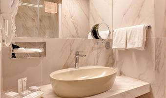 suite-1 king bed, non-smoking, sofabed, 2 flat screen tvs, living room, turkish bath, tea making facilities