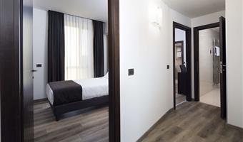 2 single beds, non-smoking, comfort room, 2 connecting rooms, two bathrooms