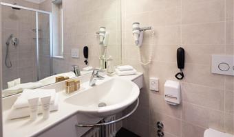 2 single beds, standard room, wi-fi