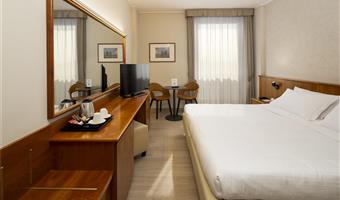 1king 2 single beds, extra bed, family room, 2 connecting rooms, wi-fi, premium tv channels