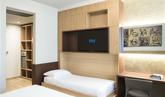 1 king bed, non-smoking, superior room, sofabed for one person, parquet floor