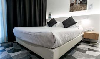1 queen bed, superior room