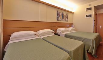 1 queen 2 single beds, classic room in annex building