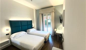 2 single beds, classic