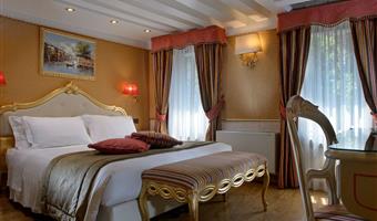 1 queen bed, non-smoking, superior room, view, twin on request