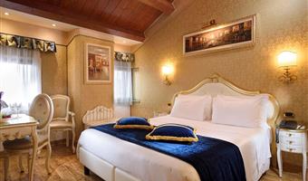 1 queen bed, non-smoking, superior room, view, twin on request
