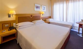 1 king bed, one extra single bed, classic triple room