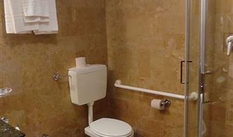 1 king bed, superior room