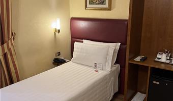 1 single bed, standard room, small room