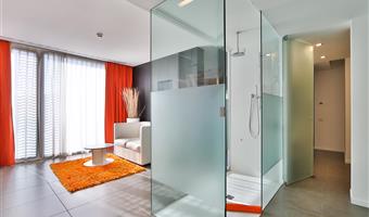 suite-1 king bed, wi-fi, digital television, free minibar softdrinks, free garage parking, bathrobe and slippers