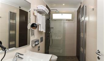 1 king bed, non-smoking room, single sofabed, comfort room, 32 inch led television, patio
