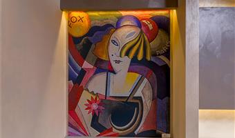 1 queen and 1 single, non-smoking, triple room