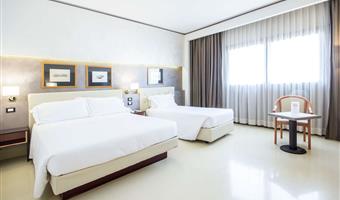 1 queen and 1 single, non-smoking, third extra bed for child up to 12 years, comfort plus