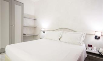 suite-1 queen bed, non-smoking, separate building, living area, sofabed, 2 flat screen tvs