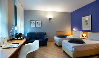 2 single beds, non-smoking