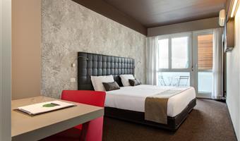 1 king bed, classic style room, terrace, double bed on request