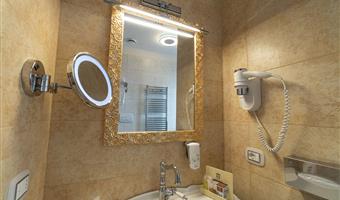 1 king bed, non-smoking, superior room, gulf view, smart tv 43