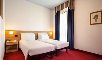 2 single beds, non-smoking, classic room