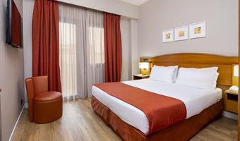 1 queen bed, standard room