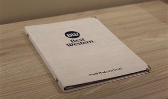 1 single bed, standard room, high speed wi-fi, safe, kettle