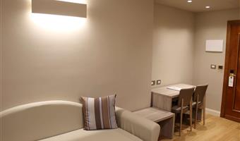 1 king bed and 1 sofabed, quadruple room, high speed wi-fi, safe, kettle