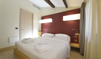 1 king bed, junior suite, living room, walk in closet
