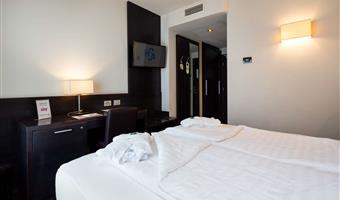 1 king bed, non-smoking, executive room, spa access