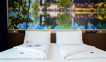 1 king bed, non-smoking, junior suite, sofabed, balcony, hot tub, bathrobe and slippers