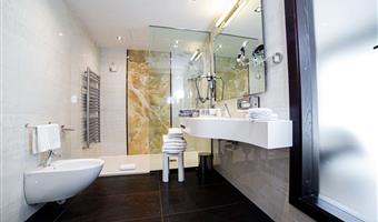 1 king bed, non-smoking, junior suite, sofabed, balcony, hot tub, bathrobe and slippers