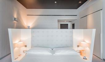 1 king bed, junior suite, executive room, sofabed, wi-fi, shower, turkish bath