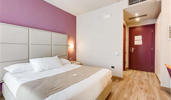 1 queen bed, superior room, balcony
