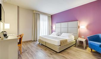 1 queen bed, superior room, balcony