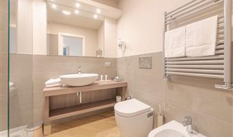 1 queen bed, no smoking, standard room, convertible in twin beds, parking front room