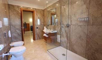 apartment - queen bed, non-smoking, two sofabeds, balcony, full breakfast