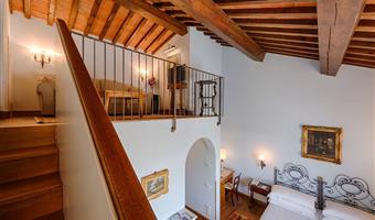 1 queen bed, non-smoking, junior suite, sofabed