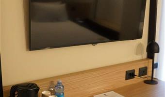 1 king 1 single, non-smoking, superior room, two bedrooms