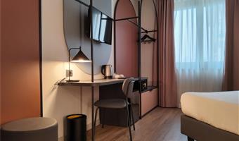 1 king bed, non-smoking, comfort room, convertible into two twin beds